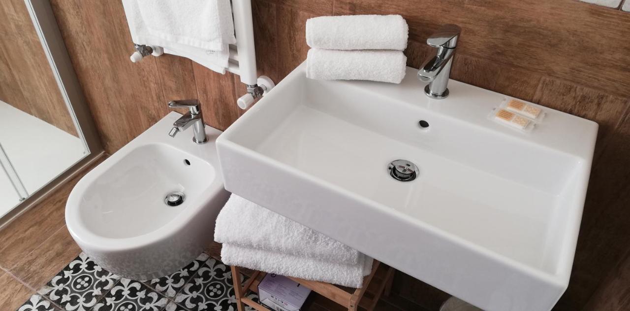 Il Melograno Bed & Breakfast Garda  Bagian luar foto